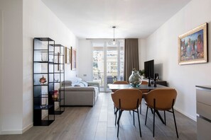 Interior - Sky Luxury (Roma)