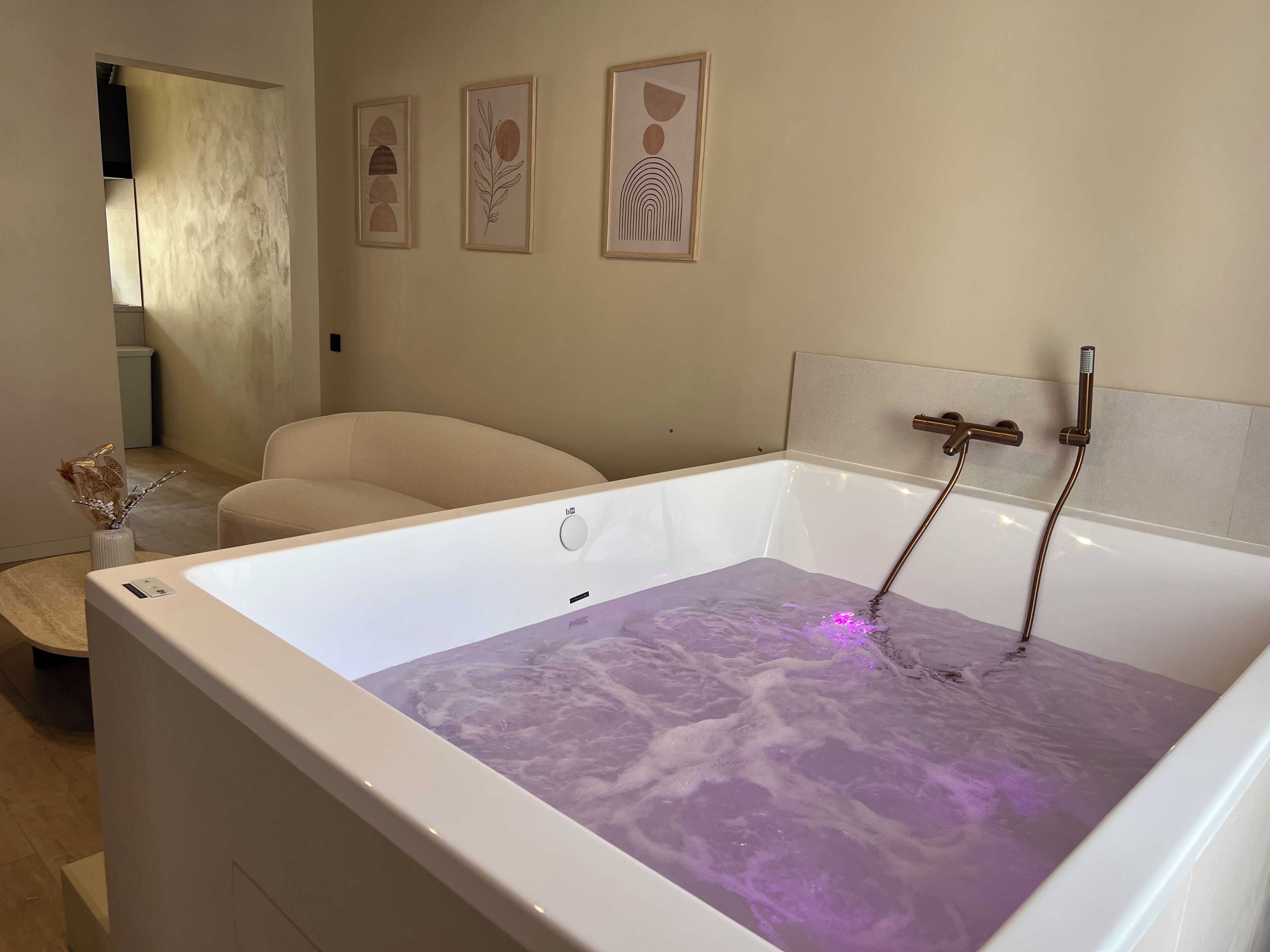 Hårføner og håndklær