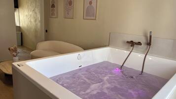 Hårføner og håndklær