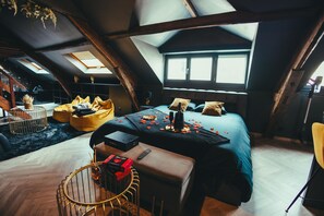 1 Schlafzimmer, Bügeleisen/Bügelbrett, Bettwäsche