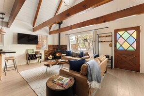 Televisor intel·ligent i estèreo