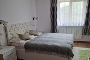 4 Schlafzimmer, WLAN, Bettwäsche