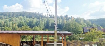 Bucovina-MountainHouse-5Br-Fireplace-HotTub-WiFi
