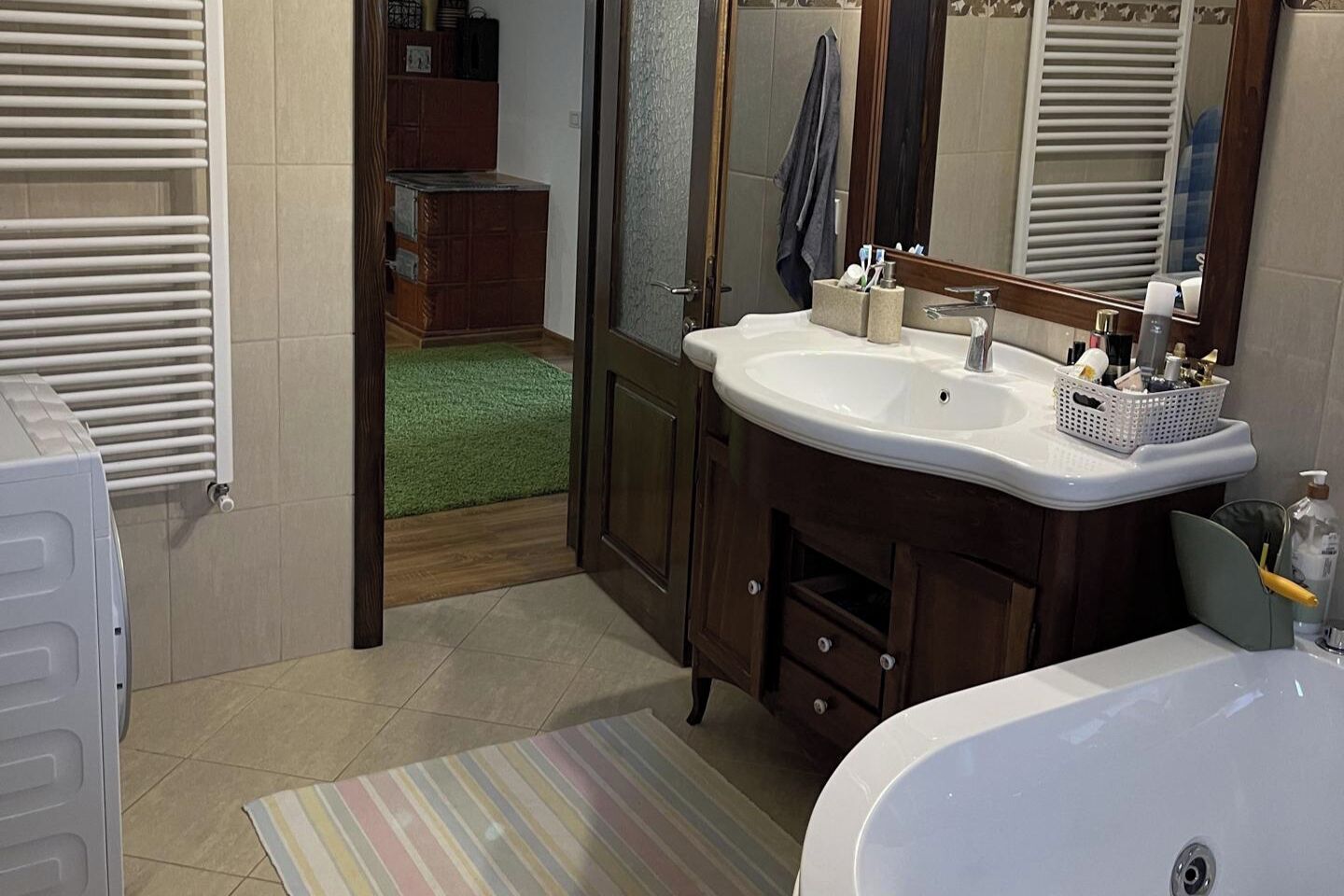 Hair dryer, towels