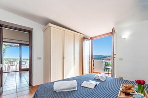 3 Schlafzimmer, kostenloses WLAN, Bettwäsche, Rollstuhlgeeignet