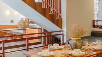 Elite Villa | Dining room