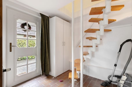 内装. Apartment 'Haus Gartenidylle' with Private Terrace, Private Garden and Wi-Fi