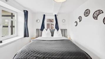 3 sovrum, strykjärn/strykbräda, gratis wi-fi och sängkläder