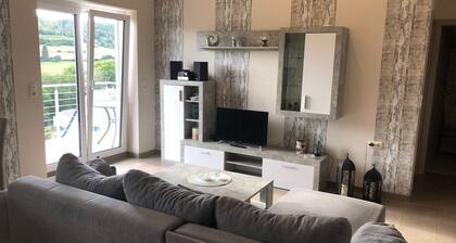 Apartment 'Fewo Stremme' with Mountain View, Shared Garden and Wi-Fi