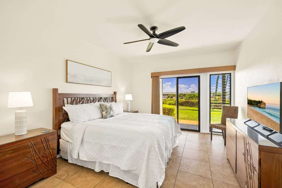 2 bedrooms, iron/ironing board, travel crib, free WiFi