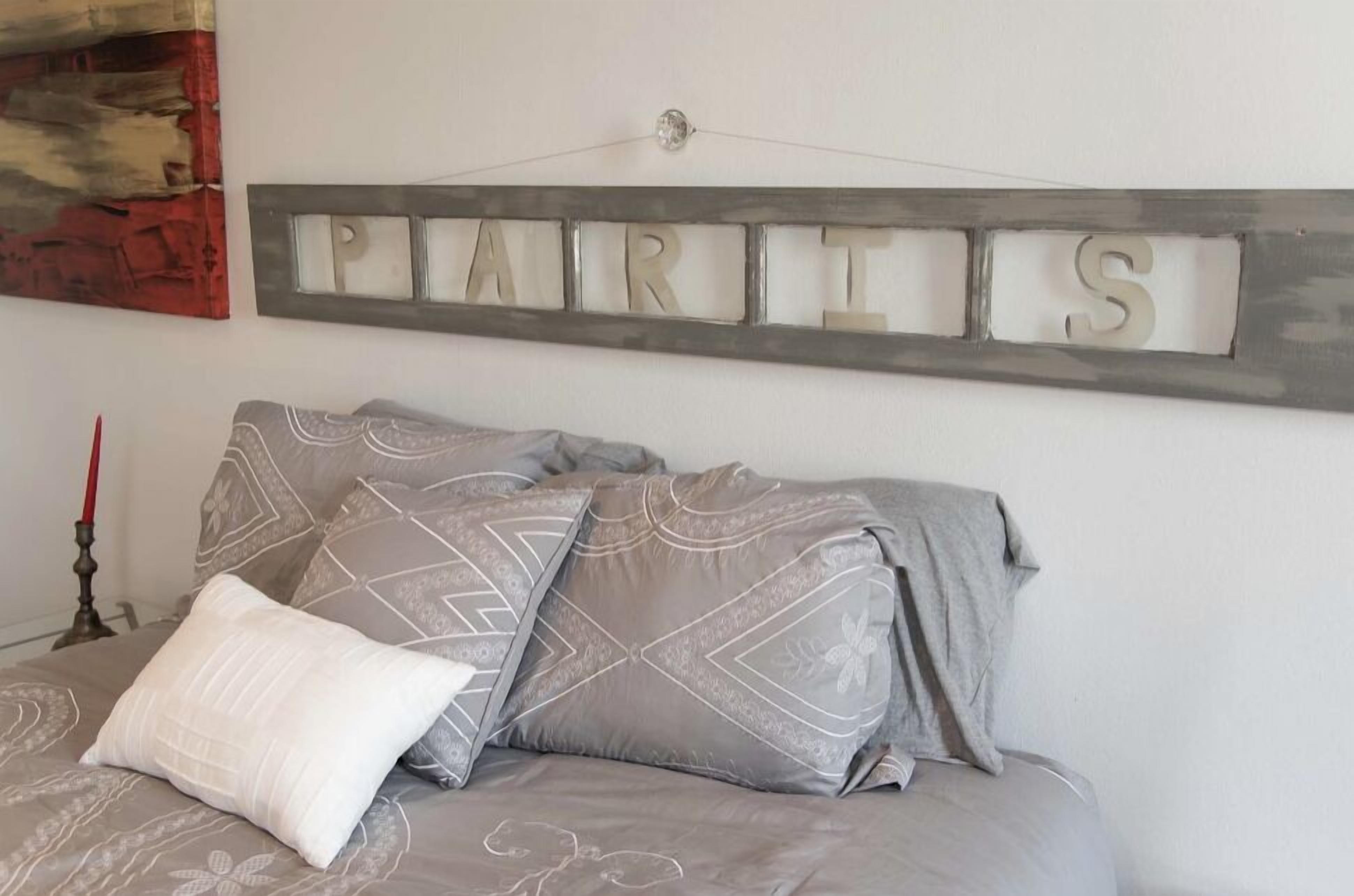 3 chambres, fer et planche à repasser, Wi-Fi, draps fournis