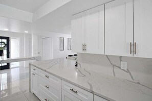 Interior - Chic & modern canal-front retreat with private pool - Azure Tides (Punta Gorda)