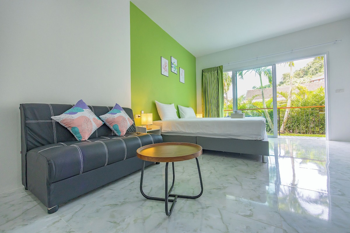 Deluxe Double Room, Balcony, Mountain View | In-room safe, desk, laptop workspace, WiFi (free)