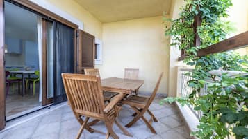 Apartment, 2 Bedrooms, Balcony | Terrace/patio