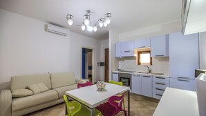 Appartement, 2 slaapkamers, balkon | Woonruimte