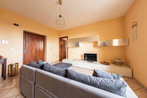 Living area - #914 Home - Irpinia (Nusco)