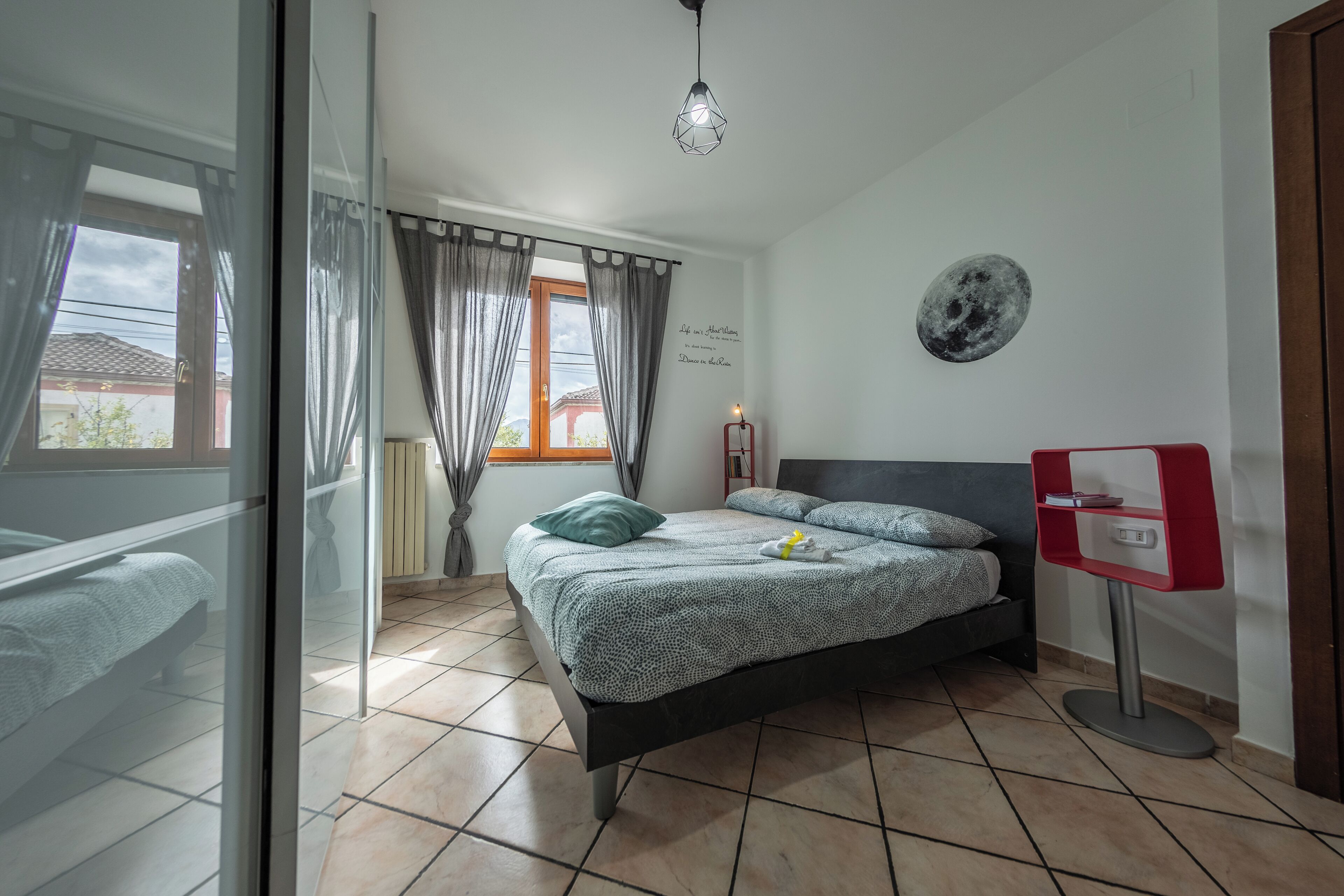 Apartment, 2 Schlafzimmer, Terrasse | 2 Schlafzimmer, Schreibtisch, Bügeleisen/Bügelbrett, kostenloses WLAN
