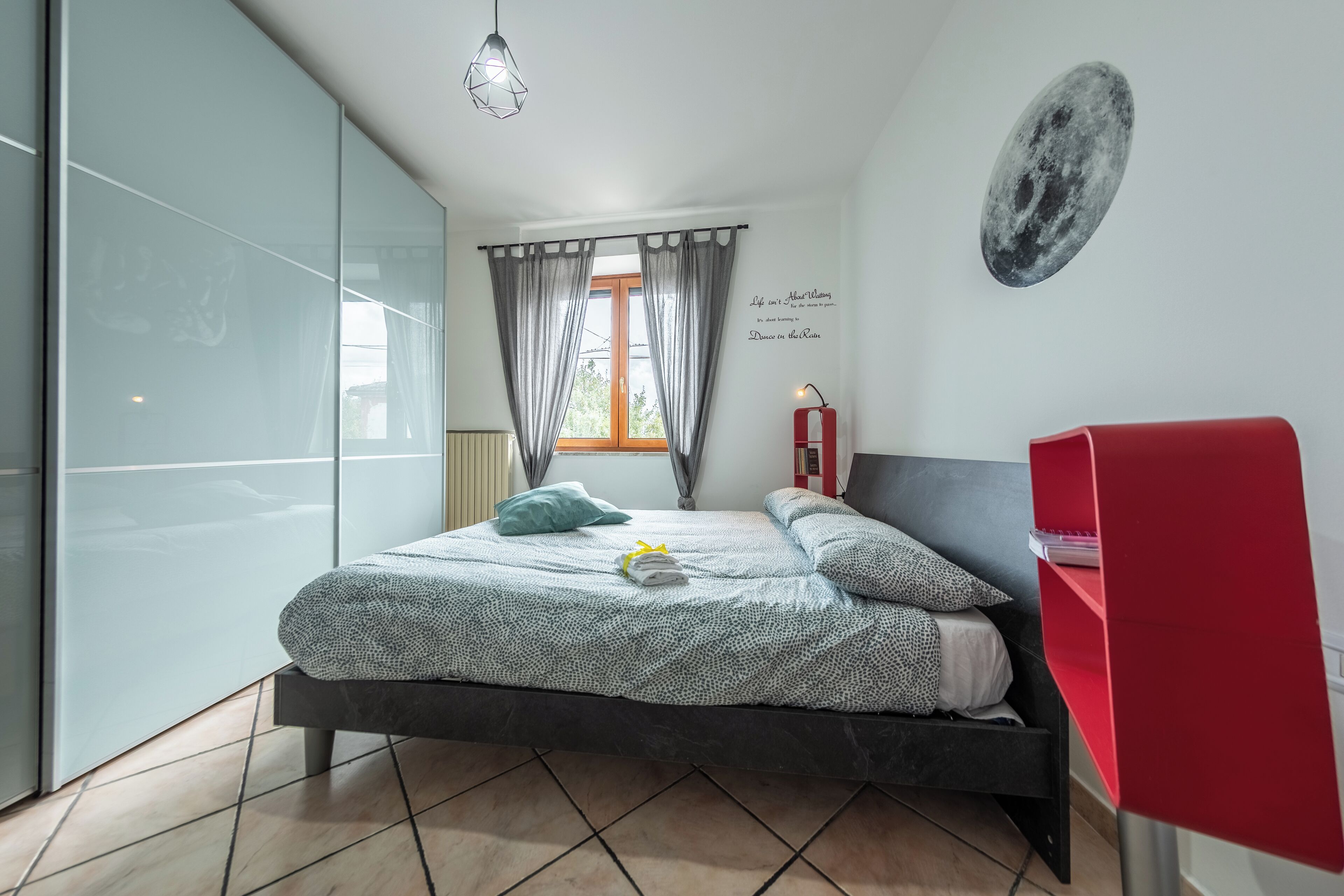 Apartment, 2 Bedrooms, Patio | 2 bedrooms, desk, iron/ironing board, free WiFi