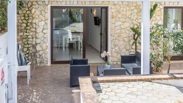 Apartment, 1 Bedroom, Patio | Terrace/patio