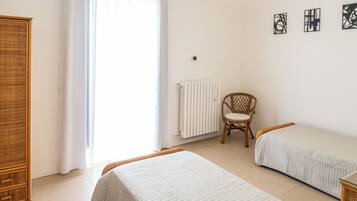 Appartement Classique, 2 chambres, salle de bains privée