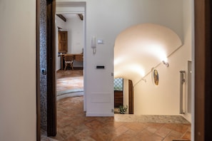 Classic Room, 1 Bedroom, Private Bathroom | Living area - Casa Vacanze Casetta (Frasso Telesino)