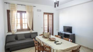 Apartment, 2 Bedrooms, Balcony | Living area