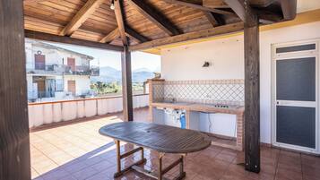 Appartement, 2 chambres, balcon | Terrasse/Patio