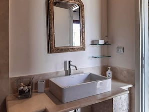 Appartement, 1 chambre, accès piscine | Salle de bain