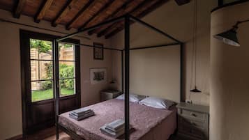 House, 1 Bedroom, Private Pool | 1 bilik tidur, Wi-fi percuma, cadar katil
