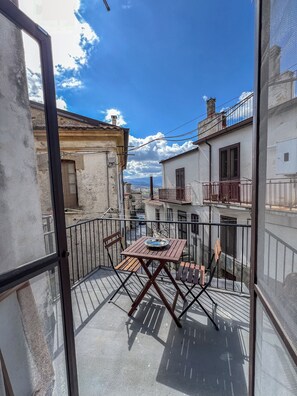 Lejlighed - 1 soveværelse - balkon | Terrasse/gårdhave