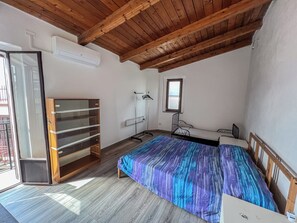 Apartment, 1 Bedroom, Balcony | 1 bedroom, free WiFi