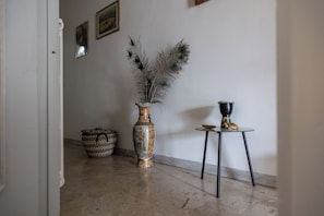 Interior detail - Il Ritrovo Degli Artisti (Castrovillari)