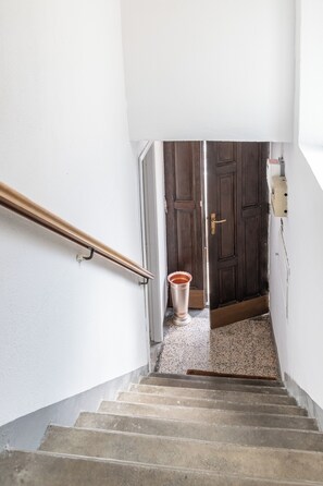 Interior entrance - La Casa Dei Nonni (San Giorgio Lucano)