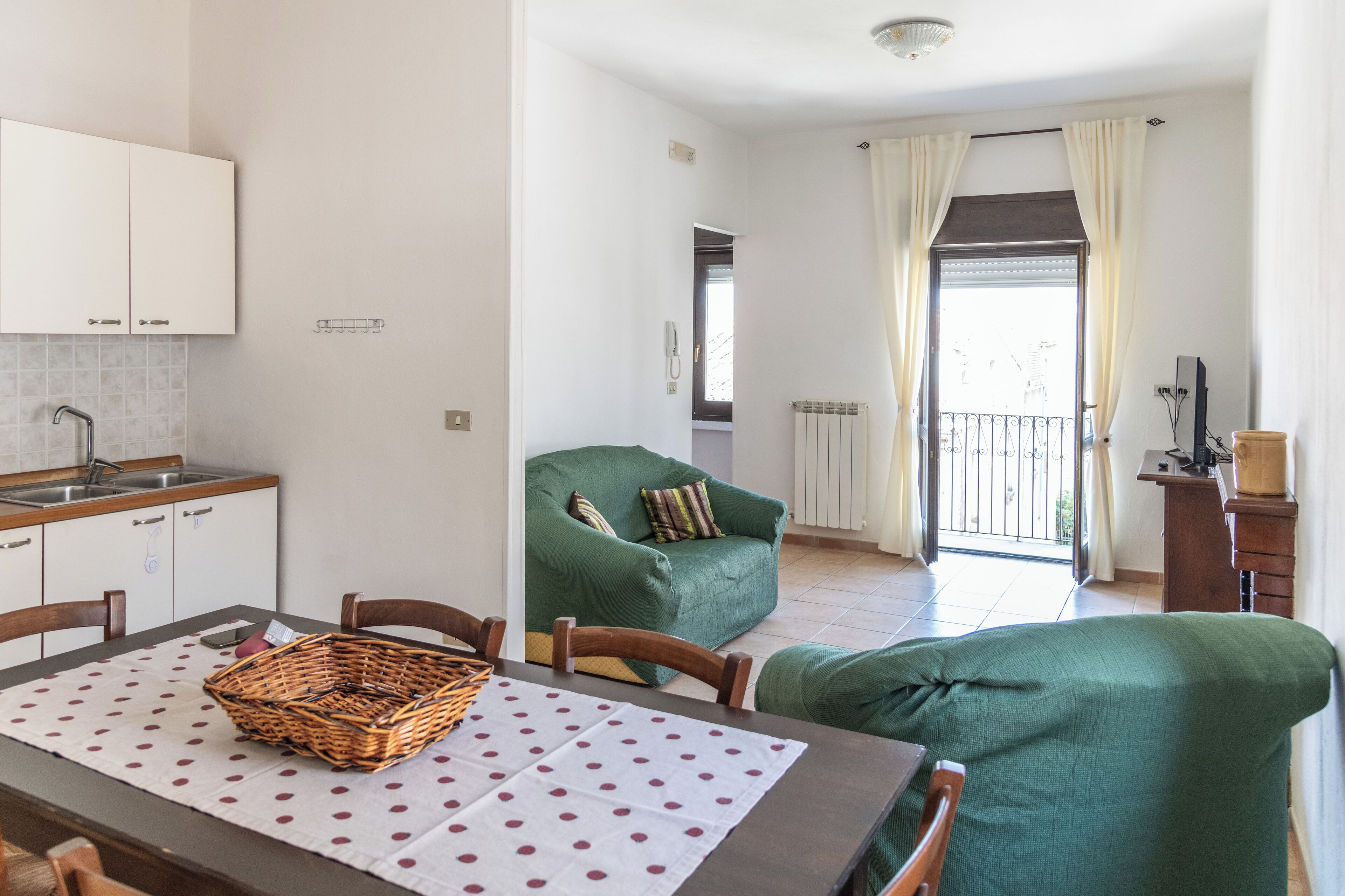 公寓, 2 间卧室, 阳台 | 起居区 | 平板电视