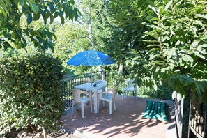 House, 2 Bedrooms, Balcony | Terrace/patio - Renee House (Piancastagnaio)