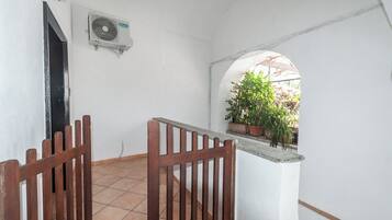 Apartamento, 2 quartos, cozinha | Terraço/pátio