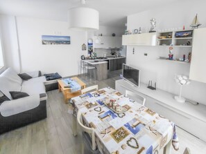 Apartment, 2 Bedrooms, Terrace | Living area | Flat-screen TV - Appartamento vicino al Centro Storico e al Mare (Agropoli)