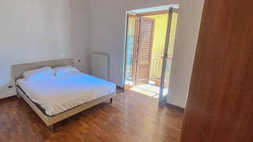 Appartamento, 2 camere da letto, balcone | 2 camere, Wi-Fi gratuito
