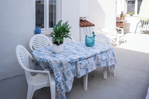 Hus - 2 soveværelser - sauna | Terrasse/gårdhave