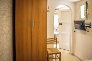 Apartamento, 1 quarto, no pátio | Área de estar