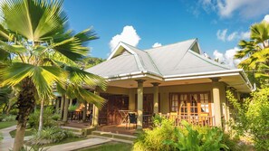 Front of property - Amity Villa (Praslin Island)