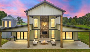 Exterior - Kouts Home: High-End Retreat in Secluded Setting (Kouts)