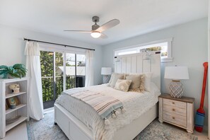 2 Schlafzimmer, Schreibtisch, Bügeleisen/Bügelbrett, WLAN