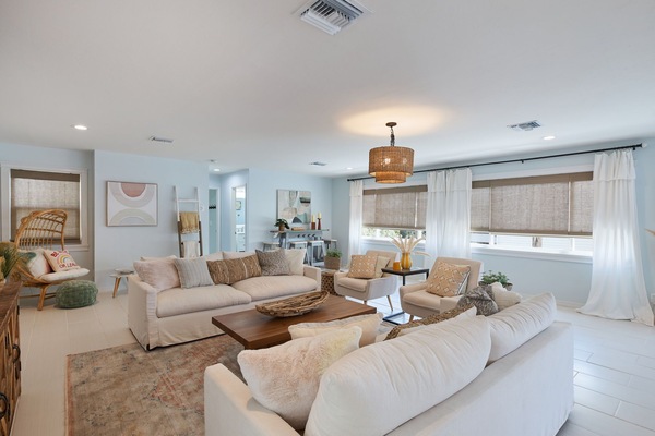 Sanibel Sunrise- Gorgeous newly renovated two bedroom home near beaches, shopping, and more!