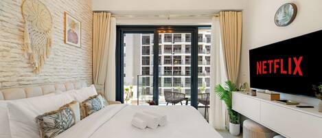 1 bedroom, in-room safe, iron/ironing board, WiFi