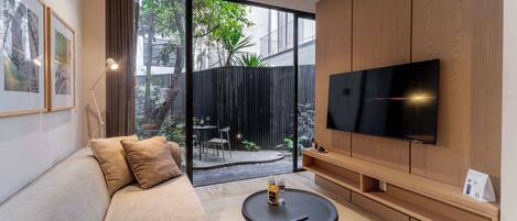 Télévision, espaces bureaux