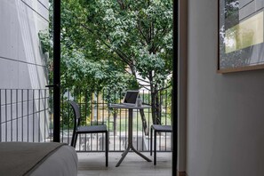 1 bedroom, in-room safe, iron/ironing board, travel cot - Capitalia | Casa Calderon – A/C & Balcony Bliss (Ciudad de México)