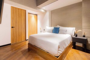 صورة غير مصنفة، 5 من 52، زرّ