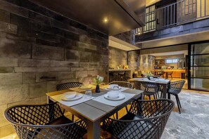 Dining - Capitalia | Comfort Patio Suite and Endless Air (Ciudad de México)