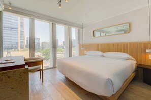 1 chambre, coffres-forts dans les chambres, bureau